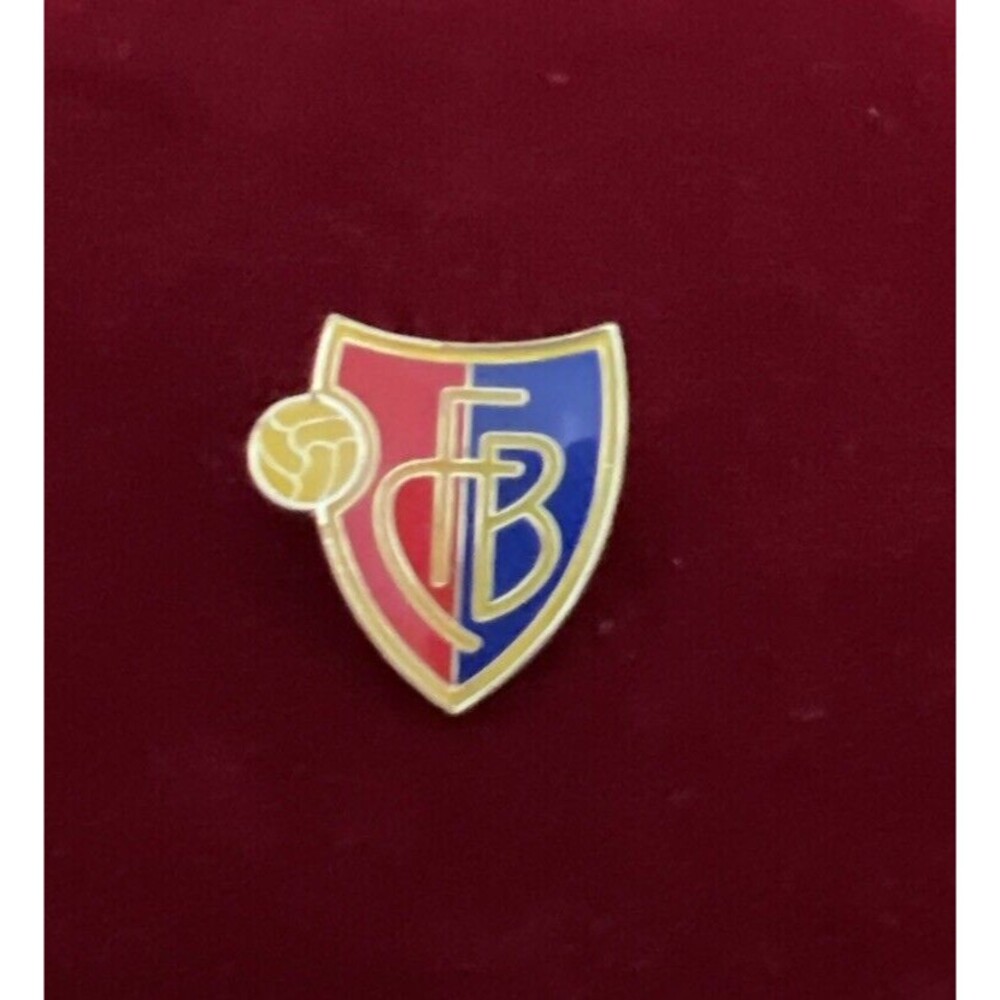 Fútbol Club Basel Swiss FCB Badge/Shield-style Lapel Pin, Red/Yellow/Blue, 1”